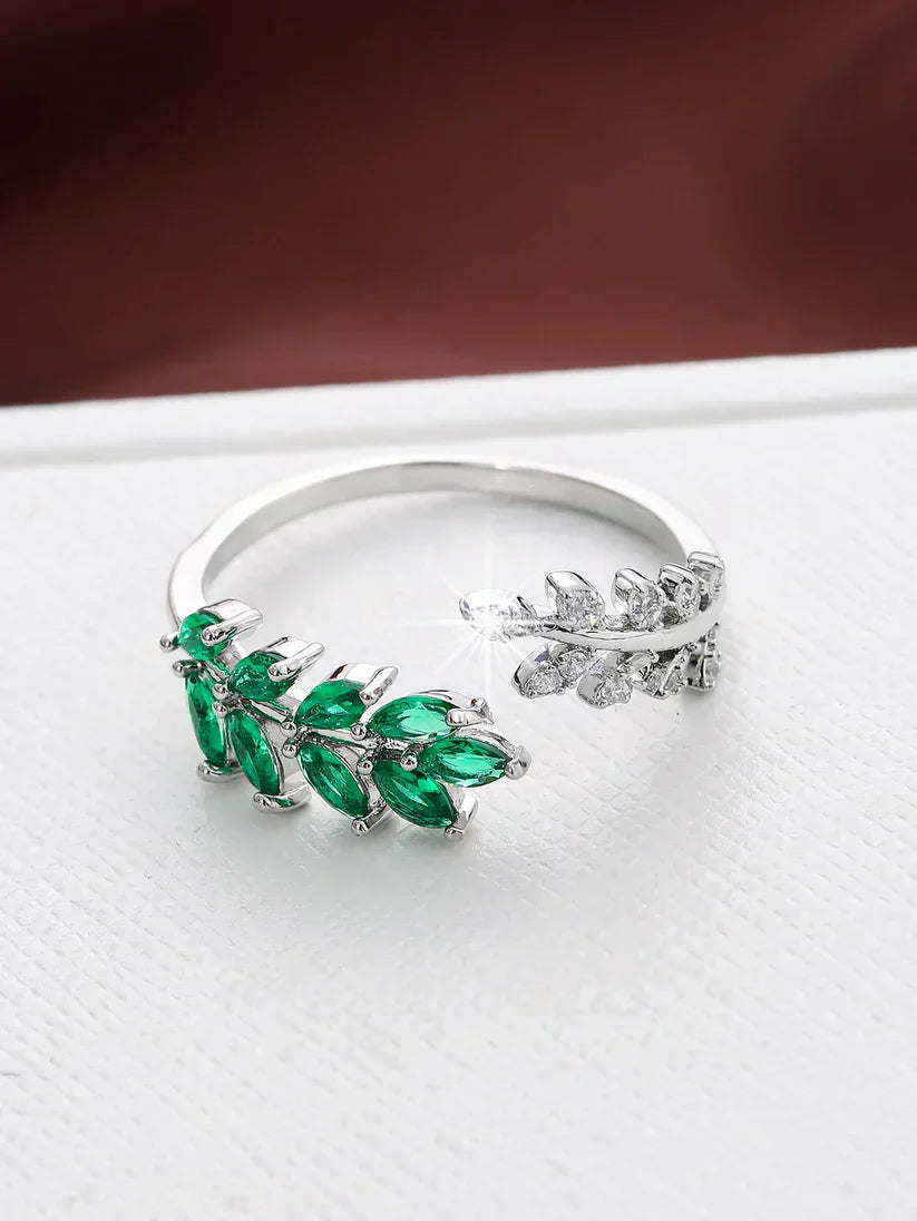Antique Green Leaf Ring